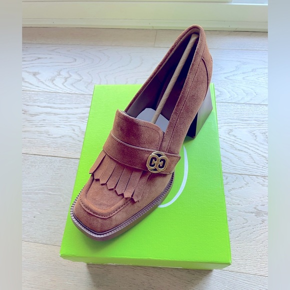 Sam Edelman Tan Loafers with Gold Accent - Picture 4 of 15